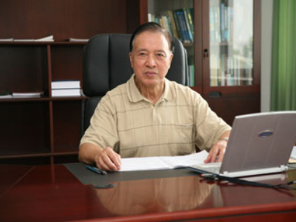 劉頌豪：“追光”院士 榮休了